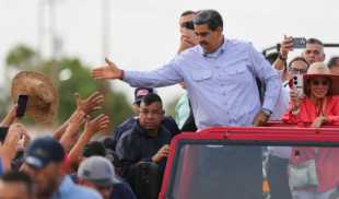 Pueblo espera con ansias visita de Maduro a ver si les ponen la luz