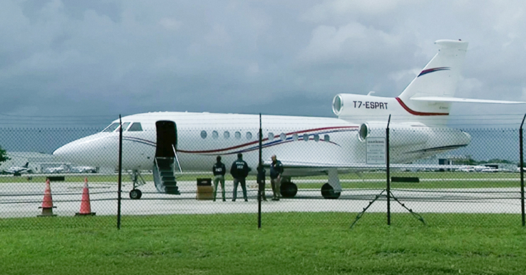 Avión de Maduro pide asilo político en Estados Unidos