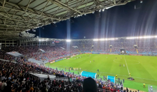 Miles de fanáticos de la Vinotinto cumplen su sueño de llenar Estadio Monumental para ver a Messi