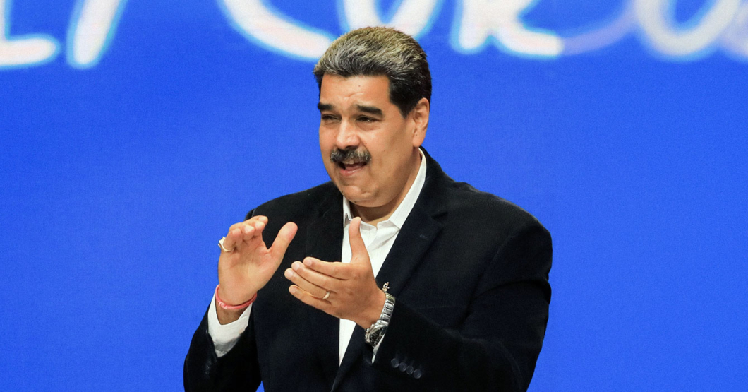 Maduro a punto de convertirse en el primer presidente en lograr hiperinflación en dos monedas diferentes