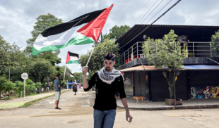 Colombianos del Catatumbo se disfrazan de palestinos para que Petro les preste atención